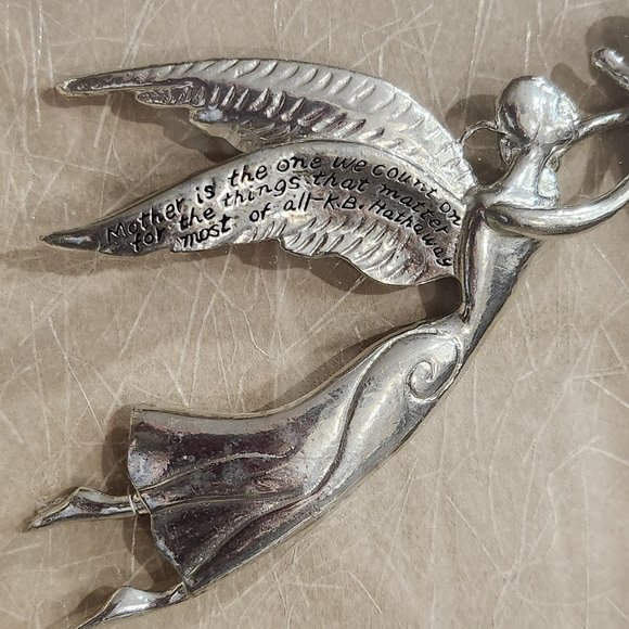 Gorgeous Framed Pewter Angel Mother Holding Angel Baby Ornament in Pewter Color - Picture 4 of 11